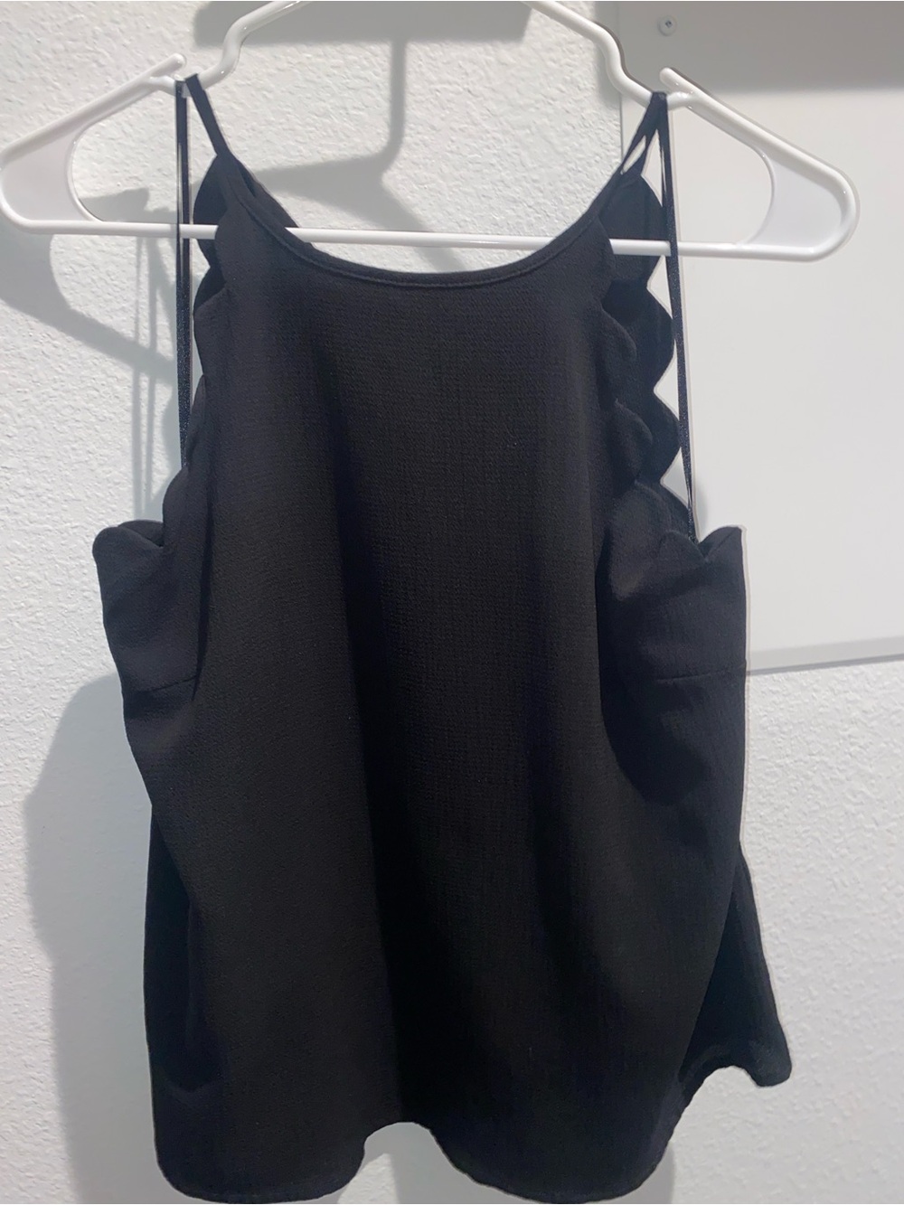 mine Black Scalloped-Side Camisole